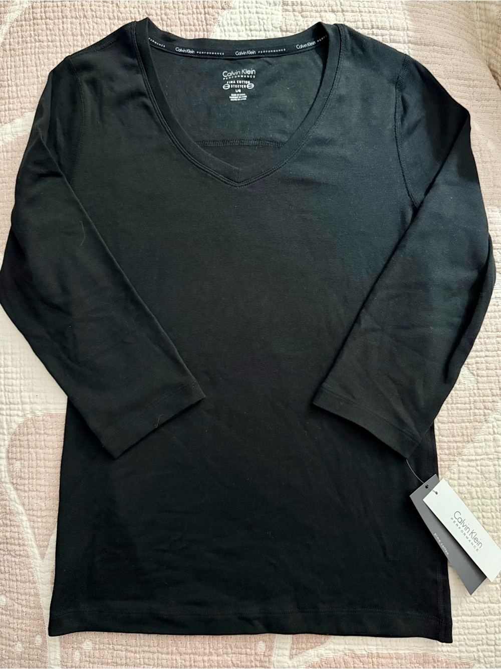 CALVIN KLEIN PERFORMANCE BLACK VNECK 3/4 SLEEVE PIMA COTTON TOP NWT